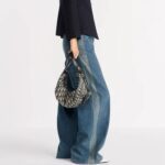 MEDIUM D JOURNEY BAG