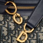 MEDIUM D JOURNEY BAG