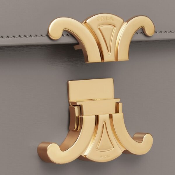CLASSIQUE TRIOMPHE BAG IN SHINY CALFSKIN