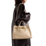 ANDIAMO MEDIUM LEATHER TOTE