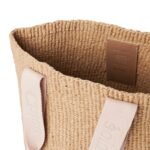 LARGE WOODY BASKET IN NATURAL FIBERS