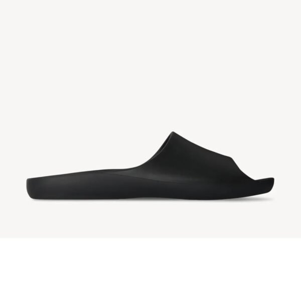 THE ROW AMA SLIDE IN RUBBER