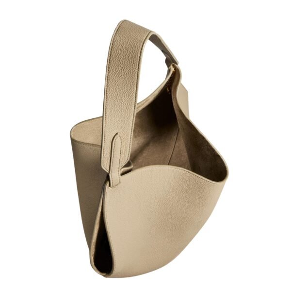 SMALL LOTUS TOTE