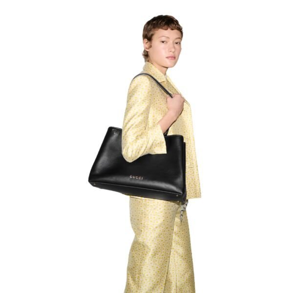 GG EMBLEM LARGE TOTE BAG