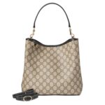 GG EMBLEM MEDIUM BUCKET BAG