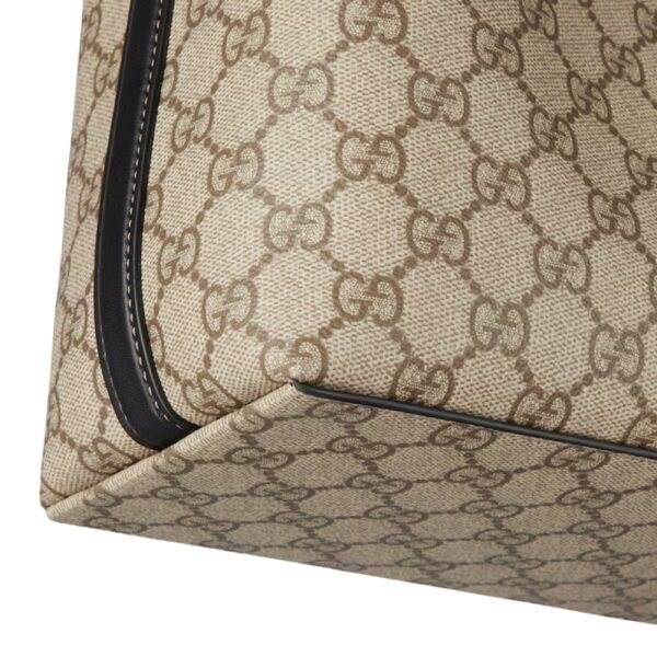 GG EMBLEM MEDIUM TOTE BAG