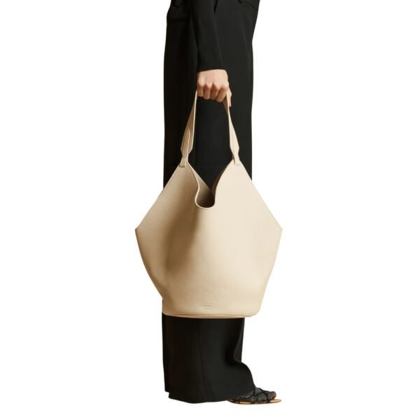 MEDIUM LOTUS TOTE