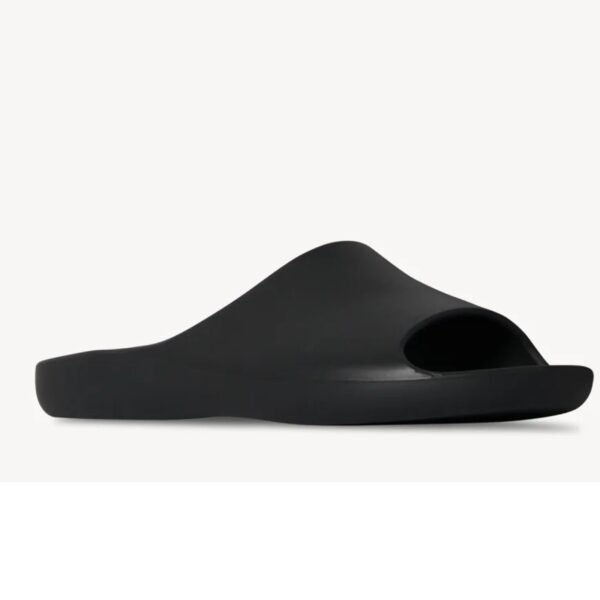 THE ROW AMA SLIDE IN RUBBER