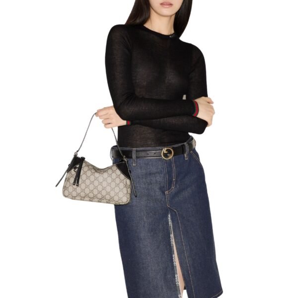 GG EMBLEM SMALL SHOULDER BAG