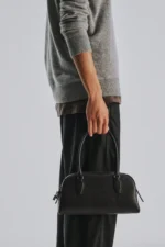 The Row Small E W India Tote Black
